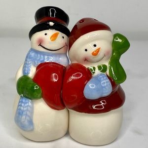 Magnetic Holiday Salt & Pepper Shakers